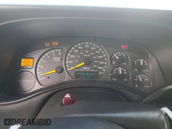 2000 Chevrolet Silverado 1500 LS with VIN 1GCEC14V0YZ367531, listed as a Copart auction lot 81924695 with 165,110 mi miles and Salvage title. Bid and sale history available at DreamBid. Image 9.