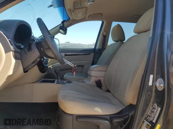 ✅ 2012 Hyundai Santa Fe GLS • VIN: 5XYZG3AB1CG137337 • Lot: 85203175. Listed on Copart with 172,979 mi. Free auction sales archive from the USA and detailed vehicle history report at DreamBid. Image 7.