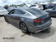 ✅ 2018 Audi S5 Sportback Premium Plus • VIN: WAUB4CF51JA045555 • Lot: 49679723. Wystawiony na Copart z przebiegiem Nie podano. Bezpłatny archiwum sprzedaży aukcyjnych z USA i szczegółowy raport historii pojazdu na DreamBid. Zdjęcie 2.