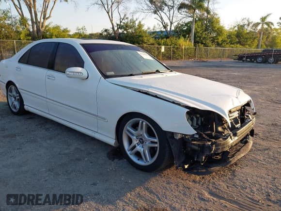 ✅ 2006 Mercedes-Benz S 430 • VIN: WDBNG70J86A463976 • Lot: 43735905. Wystawiony na IAAI z przebiegiem 94 362 mil. Bezpłatny archiwum sprzedaży aukcyjnych z USA i szczegółowy raport historii pojazdu na DreamBid. Zdjęcie 1.