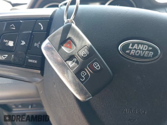 ✅ 2017 Land Rover Discovery Sport HSE Luxury • VIN: SALCT2BG6HH681913 • Lot: 43180581. Listed on IAAI with 105,804 mi. Free auction sales archive from the USA and detailed vehicle history report at DreamBid. Image 11.