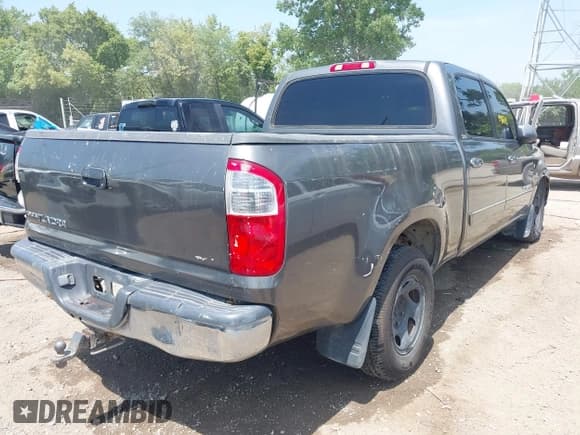 ✅ 2005 Toyota Tundra SR5 • VIN: 5TBET34195S468579 • Lot: 42807116. Wystawiony na IAAI z przebiegiem 278 917 mil. Bezpłatny archiwum sprzedaży aukcyjnych z USA i szczegółowy raport historii pojazdu na DreamBid. Zdjęcie 4.