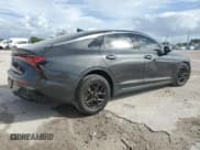 ✅ 2025 Kia K5 LXS • VIN: KNAG24J78S5294343 • Lot: 91369875. Wystawiony na Copart z przebiegiem 5 687 mil. Bezpłatny archiwum sprzedaży aukcyjnych z USA i szczegółowy raport historii pojazdu na DreamBid. Zdjęcie 3.