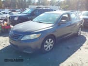 ✅ 2011 Toyota Camry LE • VIN: 4T1BF3EK2BU705411 • Лот: 43600473. Опубликован ранее на IAAI с пробегом 223 146 миль. Бесплатный доступ к архиву аукционных продаж из США и подробный отчёт об истории автомобиля на DreamBid. Изображение 2.