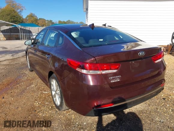 ✅ 2016 Kia Optima LX • VIN: 5XXGT4L36GG003805 • Лот: 43611867. Опубликован ранее на IAAI с пробегом 175 820 миль. Бесплатный доступ к архиву аукционных продаж из США и подробный отчёт об истории автомобиля на DreamBid. Изображение 3.