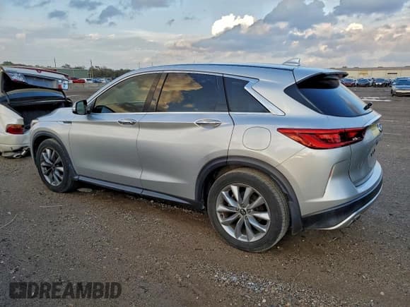 ✅ 2019 Infiniti QX50 Pure • VIN: 3PCAJ5M10KF130074 • Лот: 93840645. Опубликован ранее на Copart с пробегом 42 443 миль. Бесплатный доступ к архиву аукционных продаж из США и подробный отчёт об истории автомобиля на DreamBid. Изображение 2.