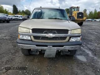 ✅ 2005 Chevrolet Silverado 1500 Z71 • VIN: 2GCEK13T351160350 • Лот: 76497424. Опубликован ранее на Copart с пробегом 187 688 миль. Бесплатный доступ к архиву аукционных продаж из США и подробный отчёт об истории автомобиля на DreamBid. Изображение 5.