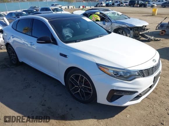 ✅ 2019 Kia Optima SX • VIN: 5XXGW4L29KG333834 • Lot: 43476694. Wystawiony na IAAI z przebiegiem 103 345 mil. Bezpłatny archiwum sprzedaży aukcyjnych z USA i szczegółowy raport historii pojazdu na DreamBid. Zdjęcie 1.