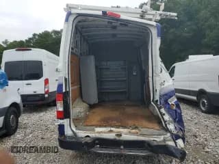 ✅ 2016 Nissan NV Cargo SV • VIN: 1N6BF0LY1GN815374 • Lot: 64773394. Wystawiony na Copart z przebiegiem 200 651 mil. Bezpłatny archiwum sprzedaży aukcyjnych z USA i szczegółowy raport historii pojazdu na DreamBid. Zdjęcie 6.