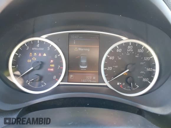 ✅ 2019 Nissan Sentra S • VIN: 3N1AB7AP0KY304170 • Lot: 43384524. Listed on IAAI with 140,776 mi. Free auction sales archive from the USA and detailed vehicle history report at DreamBid. Image 7.