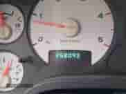 2004 Dodge 3500 ST z VIN 3D7LU38C44G208973, wystawiony jako IAAI lot #41966078 z przebiegiem 268 093 mil mil oraz . Historia ofert i sprzedaży dostępna na DreamBid. Obrazek 15.