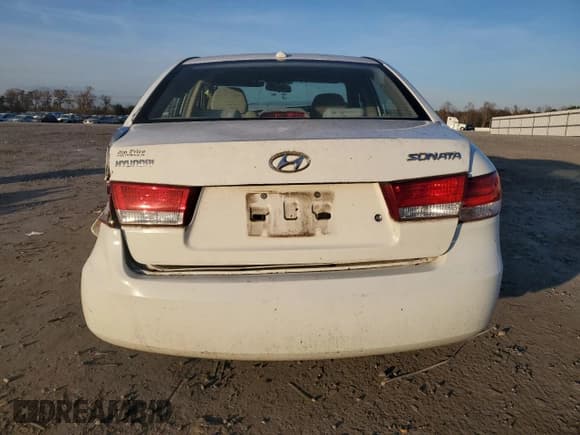 ✅ 2007 Hyundai Sonata GLS • VIN: 5NPET46C47H290357 • Лот: 82125944. Опубликован ранее на Copart с пробегом 186 934 миль. Бесплатный доступ к архиву аукционных продаж из США и подробный отчёт об истории автомобиля на DreamBid. Изображение 6.