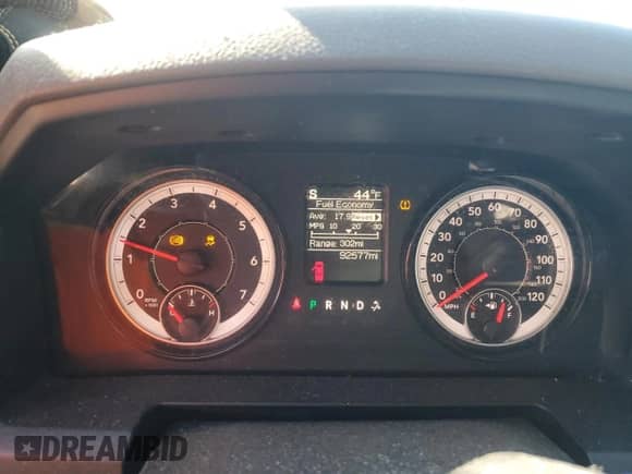 2019 Ram 1500 Express with VIN 1C6RR7FG3KS502767, listed as a Copart auction lot 88246415 with 92,577 mi miles and Salvage title. Bid and sale history available at DreamBid. Image 9.