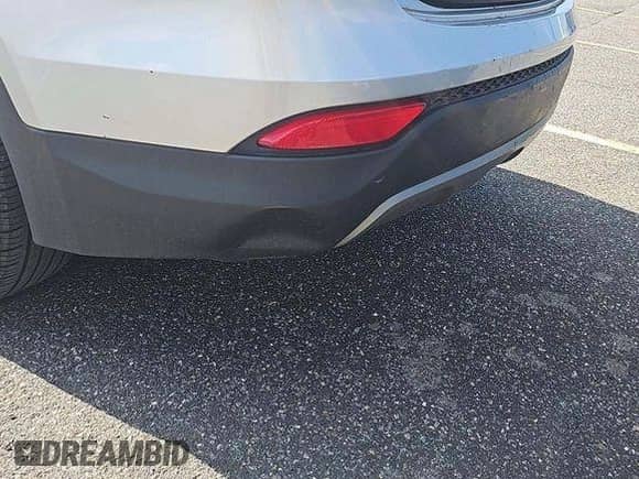 ✅ 2016 Hyundai Santa Fe • VIN: 5XYZTDLB1GG323898 • Lot: 42787281. Wystawiony na IAAI z przebiegiem 102 128 mil mil. Skorzystaj z bezpłatnego archiwum sprzedaży aukcyjnych z USA i zobacz szczegółowy raport historii pojazdu na DreamBid. Zdjęcie 1.