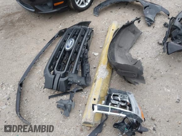 ✅ 2021 Ford F-150 XL • VIN: 1FTEW1EP6MFA23995 • Lot: 42327808. Wystawiony na IAAI z przebiegiem 150 744 mil. Bezpłatny archiwum sprzedaży aukcyjnych z USA i szczegółowy raport historii pojazdu na DreamBid. Zdjęcie 18.