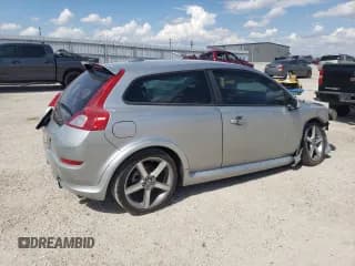 ✅ 2011 Volvo C30 • VIN: YV1672MKXB2193661 • Lot: 69878964. Wystawiony na Copart z przebiegiem 97 250 mil. Bezpłatny archiwum sprzedaży aukcyjnych z USA i szczegółowy raport historii pojazdu na DreamBid. Zdjęcie 3.