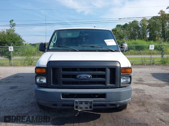 ✅ 2012 Ford Econoline Cargo Recreational • VIN: 1FTNE2EL5CDA92192 • Lot: 43103565. Wystawiony na IAAI z przebiegiem 240 309 mil. Bezpłatny archiwum sprzedaży aukcyjnych z USA i szczegółowy raport historii pojazdu na DreamBid. Zdjęcie 12.