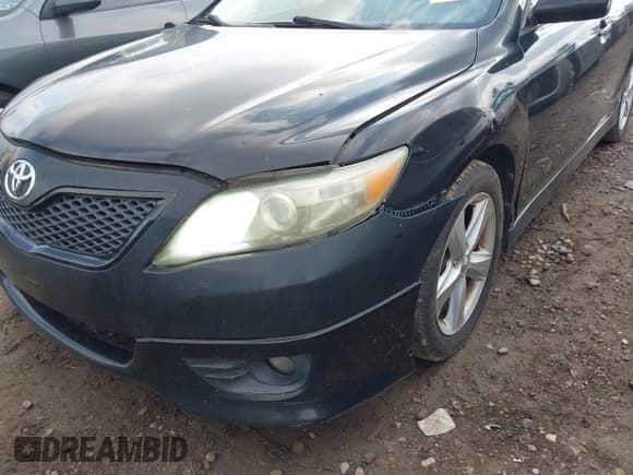 ✅ 2010 Toyota Camry • VIN: 4T1BF3EK1AU051712 • Lot: 42679602. Listed on IAAI with 242,529 mi. Free auction sales archive from the USA and detailed vehicle history report at DreamBid. Image 6.