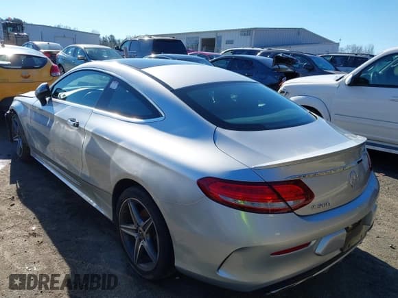 ✅ 2018 Mercedes-Benz C 300 • VIN: WDDWJ4KB9JF676271 • Lot: 41244896. Listed on IAAI with 95,013 mi. Free auction sales archive from the USA and detailed vehicle history report at DreamBid. Image 3.