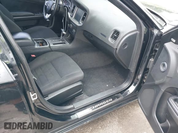 ✅ 2012 Dodge Charger RT • VIN: 2C3CDXCTXCH105083 • Лот: 42705752. Опубликован ранее на IAAI с пробегом 221 460 миль. Бесплатный доступ к архиву аукционных продаж из США и подробный отчёт об истории автомобиля на DreamBid. Изображение 5.