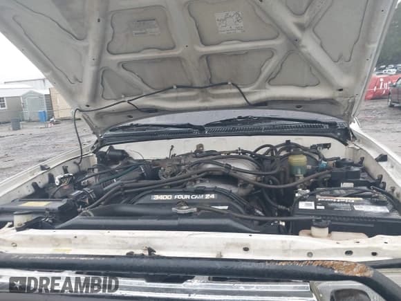 ✅ 1997 Toyota 4Runner SR5 • VIN: JT3GN86R8V0042416 • Lot: 41566895. Listed on IAAI with 374,765 mi. Free auction sales archive from the USA and detailed vehicle history report at DreamBid. Image 10.