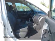 ✅ 2015 Nissan Rogue SV • VIN: 5N1AT2MT5FC913173 • Lot: 43330487. Listed on IAAI with 101,104 mi. Free auction sales archive from the USA and detailed vehicle history report at DreamBid. Image 5.