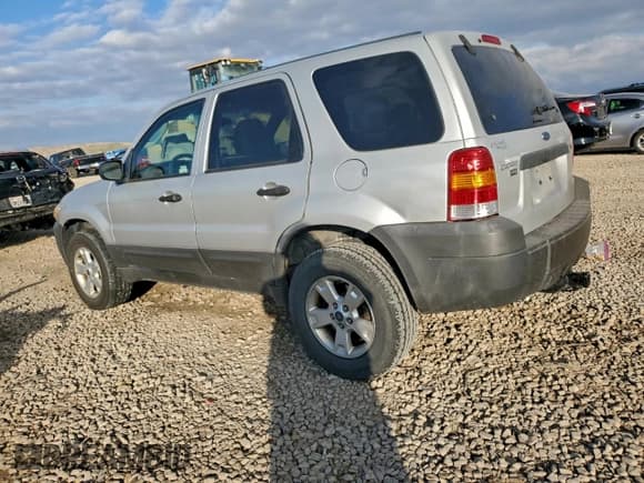 ✅ 2006 Ford Escape XLT • VIN: 1FMYU93106KC43316 • Lot: 93957845. Wystawiony na Copart z przebiegiem 152 864 mil. Bezpłatny archiwum sprzedaży aukcyjnych z USA i szczegółowy raport historii pojazdu na DreamBid. Zdjęcie 2.