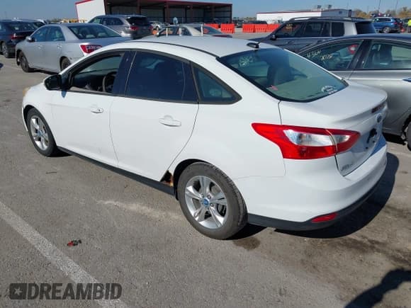 ✅ 2013 Ford Focus SE • VIN: 1FADP3F28DL207589 • Lot: 43628875. Listed on IAAI with 161,907 mi. Free auction sales archive from the USA and detailed vehicle history report at DreamBid. Image 3.