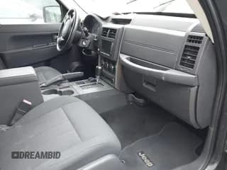 ✅ 2011 Jeep Liberty Sport • VIN: 1J4PN2GK4BW577563 • Lot: 43567461. Listed on IAAI with 145,899 mi. Free auction sales archive from the USA and detailed vehicle history report at DreamBid. Image 5.