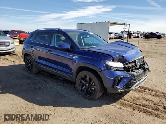 ✅ 2022 Volkswagen Taos SE • VIN: 3VVTX7B21NM046183 • Lot: 48811375. Listed on Copart with 42,102 mi. Free auction sales archive from the USA and detailed vehicle history report at DreamBid. Image 4.