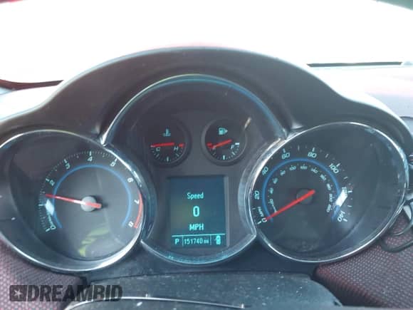 2012 Chevrolet Cruze 1LT z VIN 1G1PF5SC6C7362579, wystawiony jako IAAI lot #43487874 z przebiegiem 151 740 mil mil oraz . Historia ofert i sprzedaży dostępna na DreamBid. Obrazek 7.