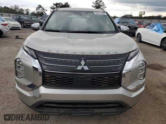 2022 Mitsubishi Outlander ES с VIN JA4J3TA82NZ063597, выставлен на аукционе Copart как лот 83817165 с пробегом 87 539 миль миль и Списание • Salvage title. История ставок и продаж доступна на DreamBid. Изображение 5.