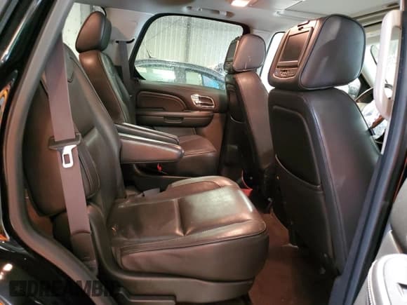 ✅ 2012 Cadillac Escalade Platinum Edition • VIN: 1GYS4DEF3CR241773 • Лот: 57862395. Опубликован ранее на Copart с пробегом 134 009 миль. Бесплатный доступ к архиву аукционных продаж из США и подробный отчёт об истории автомобиля на DreamBid. Изображение 11.