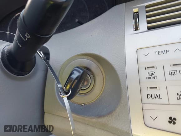 ✅ 2009 Toyota Avalon XL • VIN: 4T1BK36B59U324592 • Lot: 42902308. Wystawiony na IAAI z przebiegiem 79 811 mil. Bezpłatny archiwum sprzedaży aukcyjnych z USA i szczegółowy raport historii pojazdu na DreamBid. Zdjęcie 11.