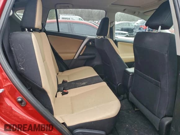✅ 2016 Toyota RAV4 XLE • VIN: 2T3RFREV1GW416949 • Lot: 95209455. Listed on Copart with 100,227 mi. Free auction sales archive from the USA and detailed vehicle history report at DreamBid. Image 11.
