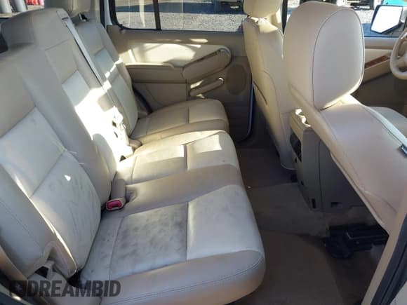 ✅ 2008 Ford Explorer Eddie Bauer • VIN: 1FMEU74E78UA27544 • Lot: 43569229. Wystawiony na IAAI z przebiegiem 111 734 mil. Bezpłatny archiwum sprzedaży aukcyjnych z USA i szczegółowy raport historii pojazdu na DreamBid. Zdjęcie 8.