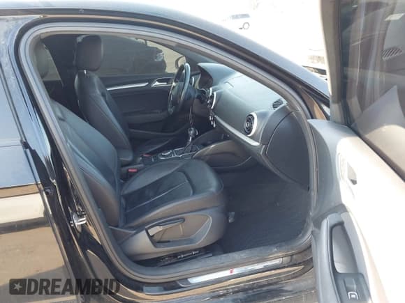 ✅ 2016 Audi A3 Premium • VIN: WAUA7GFF7G1042557 • Lot: 43328184. Listed on IAAI with 95,582 mi. Free auction sales archive from the USA and detailed vehicle history report at DreamBid. Image 5.