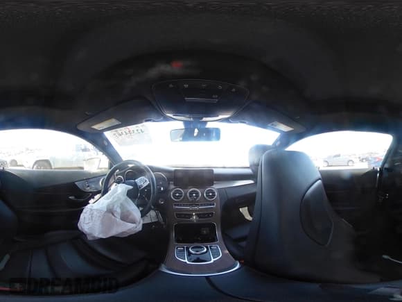 ✅ 2019 Mercedes-Benz C 300 • VIN: WDDWJ8DB9KF800304 • Lot: 42344367. Wystawiony na IAAI z przebiegiem 51 248 mil. Bezpłatny archiwum sprzedaży aukcyjnych z USA i szczegółowy raport historii pojazdu na DreamBid. Zdjęcie 18.