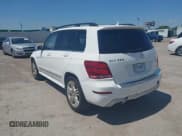 ✅ 2014 Mercedes-Benz GLK 350 • VIN: WDCGG5HB5EG285333 • Lot: 43130476. Listed on IAAI with 95,332 mi. Free auction sales archive from the USA and detailed vehicle history report at DreamBid. Image 3.