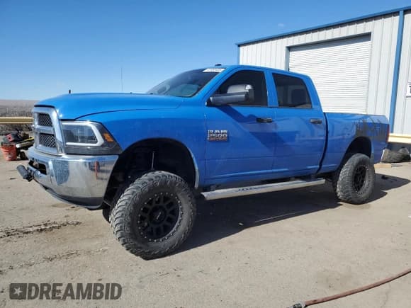 ✅ 2015 Ram 2500 Tradesman • VIN: 3C6TR5CT0FG566418 • Lot: 41986405. Wystawiony na Copart z przebiegiem 101 287 mil. Bezpłatny archiwum sprzedaży aukcyjnych z USA i szczegółowy raport historii pojazdu na DreamBid. Zdjęcie 1.