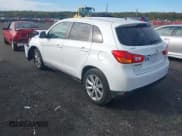 ✅ 2015 Mitsubishi Outlander SE • VIN: 4A4AR4AU7FE057254 • Lot: 43456591. Wystawiony na IAAI z przebiegiem 115 762 mil. Bezpłatny archiwum sprzedaży aukcyjnych z USA i szczegółowy raport historii pojazdu na DreamBid. Zdjęcie 3.