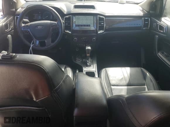 ✅ 2022 Ford Ranger Lariat • VIN: 1FTER4FH9NLD27325 • Lot: 86125345. Wystawiony na Copart z przebiegiem 83 489 mil. Bezpłatny archiwum sprzedaży aukcyjnych z USA i szczegółowy raport historii pojazdu na DreamBid. Zdjęcie 8.