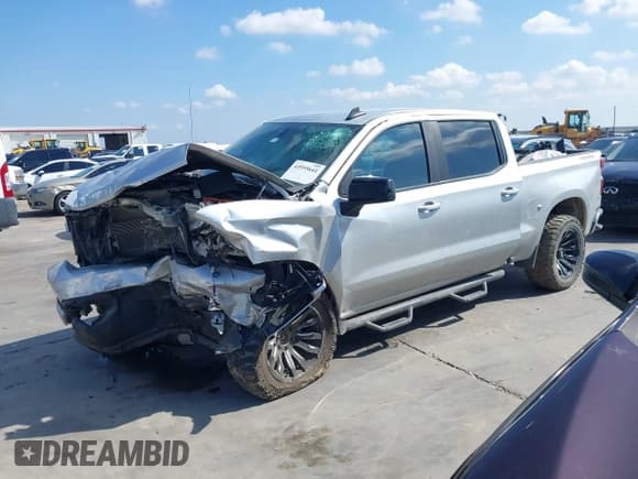 ✅ 2021 Chevrolet Silverado 1500 RST • VIN: 3GCUYEED3MG242351 • Lot: 43555641. Wystawiony na IAAI z przebiegiem 65 009 mil. Bezpłatny archiwum sprzedaży aukcyjnych z USA i szczegółowy raport historii pojazdu na DreamBid. Zdjęcie 17.