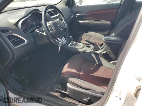 ✅ 2011 Dodge Avenger Heat • VIN: 1B3BD1FGXBN574894 • Lot: 72015564. Wystawiony na Copart z przebiegiem 146 299 mil. Bezpłatny archiwum sprzedaży aukcyjnych z USA i szczegółowy raport historii pojazdu na DreamBid. Zdjęcie 7.