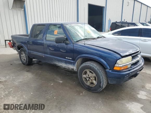 ✅ 2004 Chevrolet S-10 LS • VIN: 1GCDT13X84K139701 • Лот: 47291865. Опубликован ранее на Copart с пробегом Не указан. Бесплатный доступ к архиву аукционных продаж из США и подробный отчёт об истории автомобиля на DreamBid. Изображение 4.