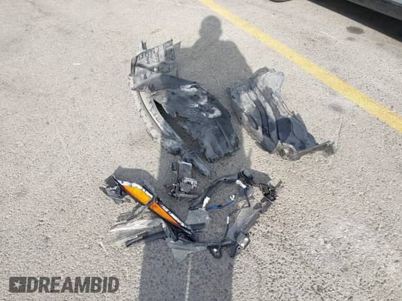 2020 Toyota Prius LE z VIN JTDKARFP7L3139432, wystawiony jako IAAI lot #43411076 z przebiegiem 168 456 mil mil oraz . Historia ofert i sprzedaży dostępna na DreamBid. Obrazek 12.