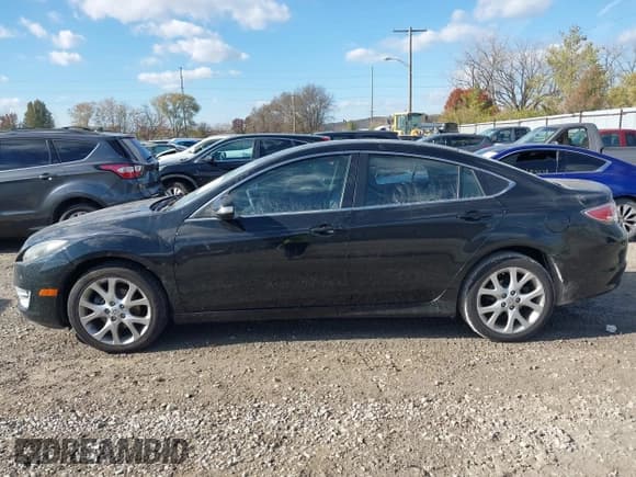 ✅ 2013 Mazda 6 i Touring Plus • VIN: 1YVHZ8EH1D5M17216 • Lot: 43666847. Listed on IAAI with 119,543 mi. Free auction sales archive from the USA and detailed vehicle history report at DreamBid. Image 14.