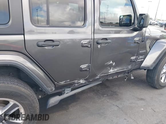 ✅ 2021 Jeep Wrangler Unlimited Sahara • VIN: 1C4HJXEN4MW503014 • Lot: 41900234. Listed on IAAI with 16,444 mi. Free auction sales archive from the USA and detailed vehicle history report at DreamBid. Image 6.