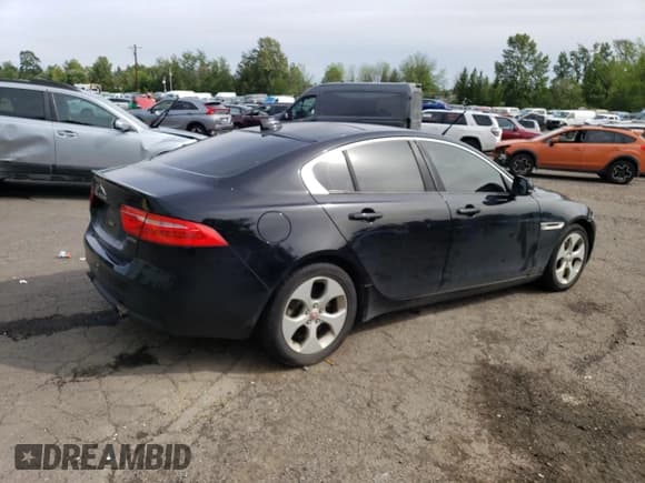 ✅ 2017 Jaguar XE 25t • VIN: SAJAR4BGXHA977746 • Lot: 57907075. Listed on Copart with 123,696 mi. Free auction sales archive from the USA and detailed vehicle history report at DreamBid. Image 3.