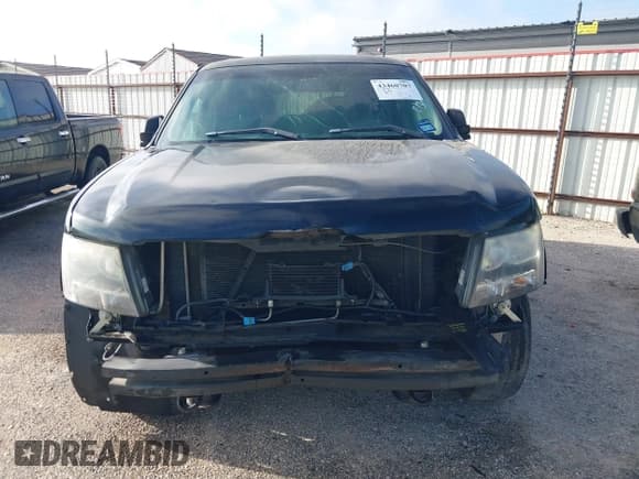 ✅ 2012 Chevrolet Tahoe Commercial • VIN: 1GNLC2E09CR303388 • Lot: 43460707. Wystawiony na IAAI z przebiegiem 191 065 mil. Bezpłatny archiwum sprzedaży aukcyjnych z USA i szczegółowy raport historii pojazdu na DreamBid. Zdjęcie 13.